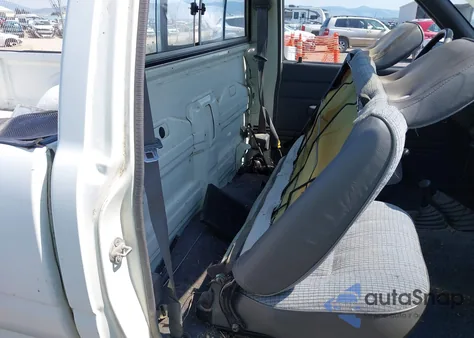 1991 Toyota Pickup 1/2 Ton Lng Wheelbase Dlx из США, поврежденный, VIN JT4VN02D8M2001902